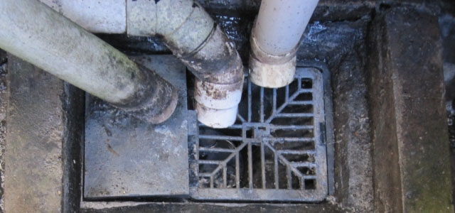 Αποφράξεις βουλωμένων φρεατίων με πιεστικό ΑΠΟΦΡΑΞΗ ΒΟΥΛΩΜΕΝΟΥ ΦΡΕΑΤΙΟΥ